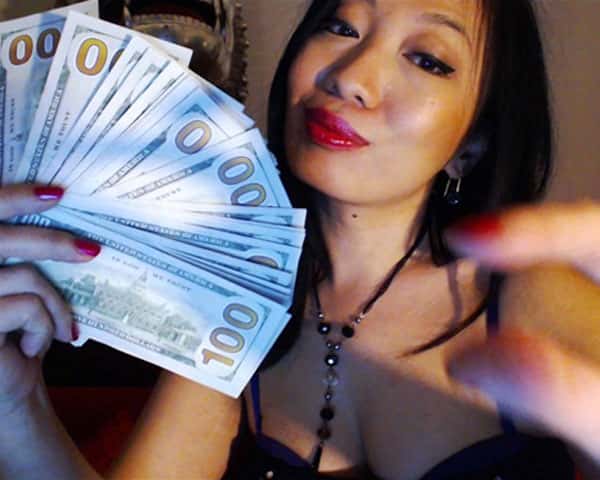 Money Mistress Fantasy Financial Domination chat for Pay Pigs